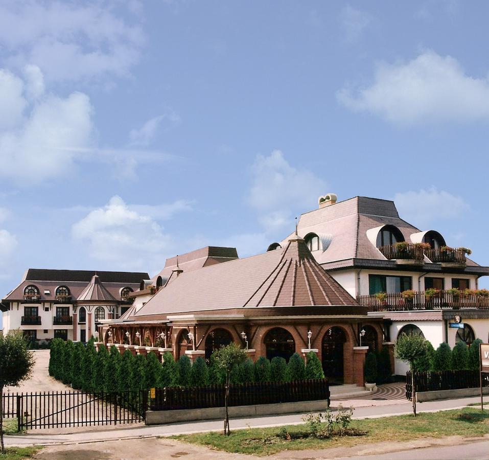 Karikas Hotel Hajdúszoboszló Esterno foto
