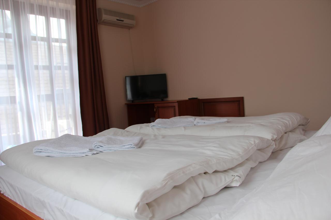 Karikas Hotel Hajdúszoboszló Esterno foto