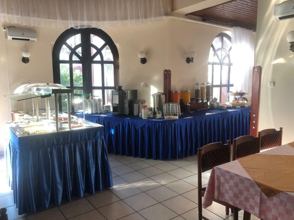 Karikas Hotel Hajdúszoboszló Esterno foto